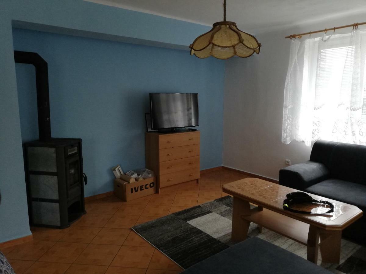 Chata Černá v Pošumaví Exteriér fotografie