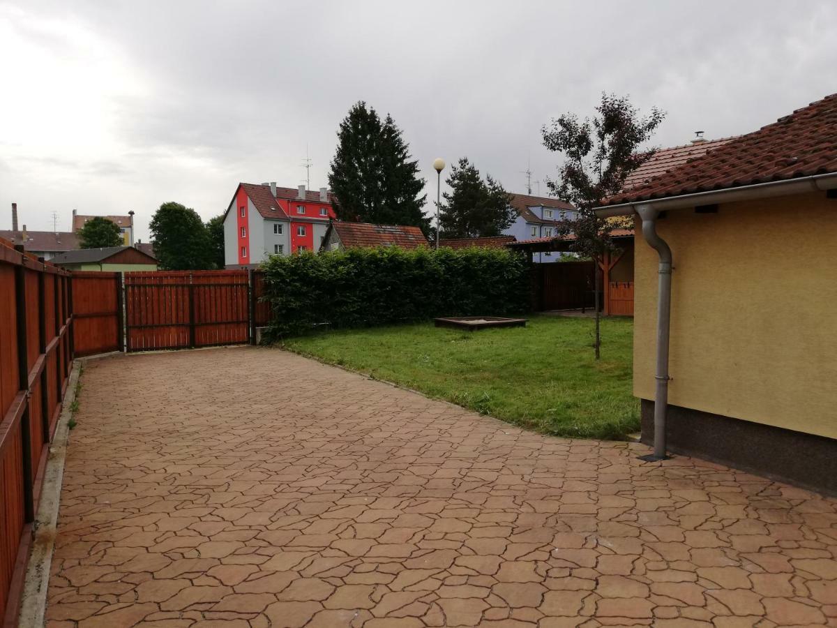 Chata Černá v Pošumaví Exteriér fotografie